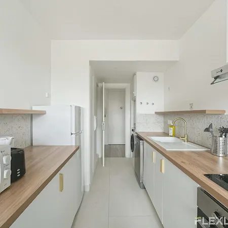 Flexliving - - Mouchez * Paris